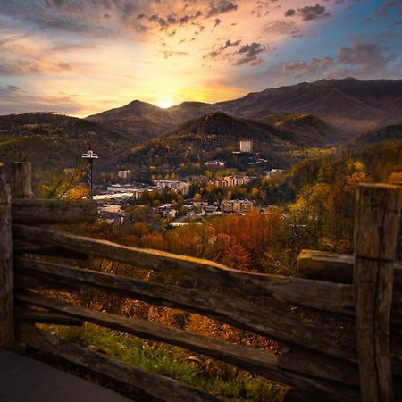 Chasing Fireflies Treehouse, 1089 Of Free Attraction Tickets For Each Paid Day, Dollywood And More! Sevierville Ngoại thất bức ảnh